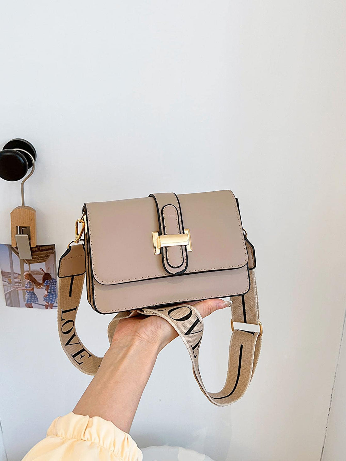 1pc Khaki Minimalist Fashion Flap Closure Small Square Bag With Adjustable Wide Strap, Suitable For Women's Daily Commute, Shopping, Cosmetics Storage, Girlfriend/Mother's Day Gift