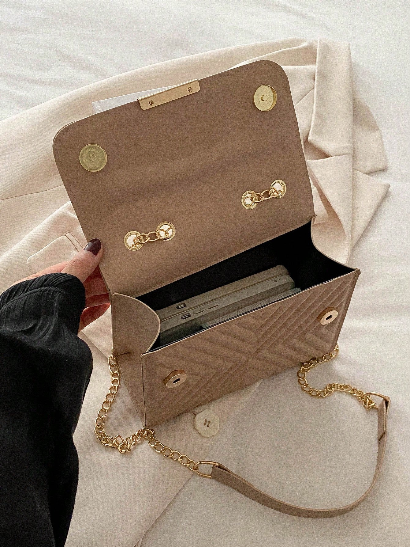 Fashionable Solid Color Embossed Chain Shoulder Bag, Minimalist & Practical Multifunction