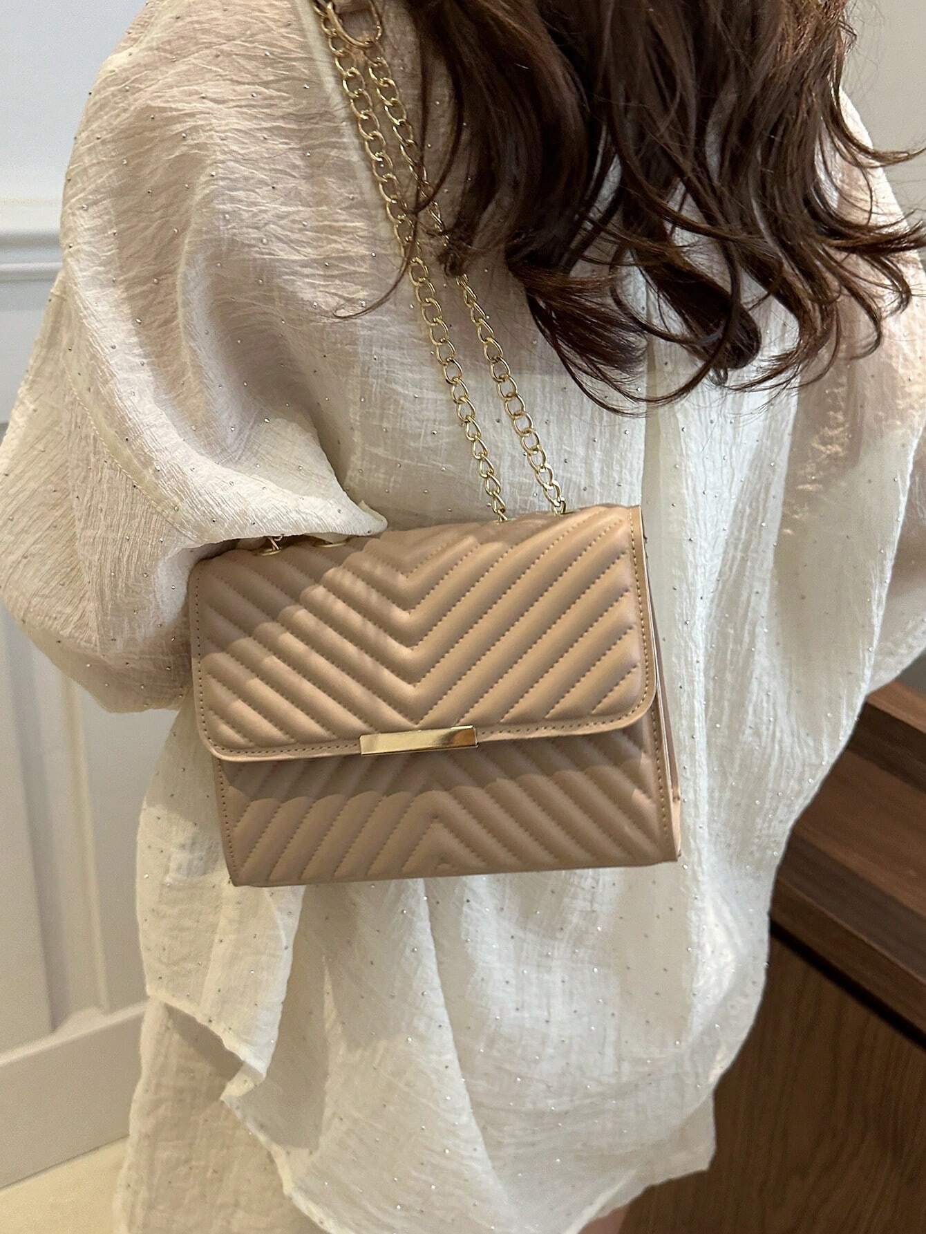 Fashionable Solid Color Embossed Chain Shoulder Bag, Minimalist & Practical Multifunction